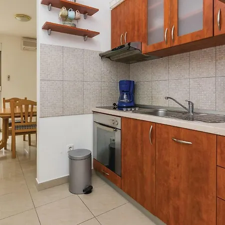 公寓 Two-bedroom In Kožino
