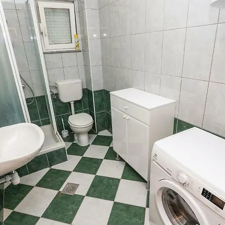 公寓 Two-bedroom In Kožino