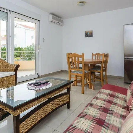 公寓 Two-bedroom In *